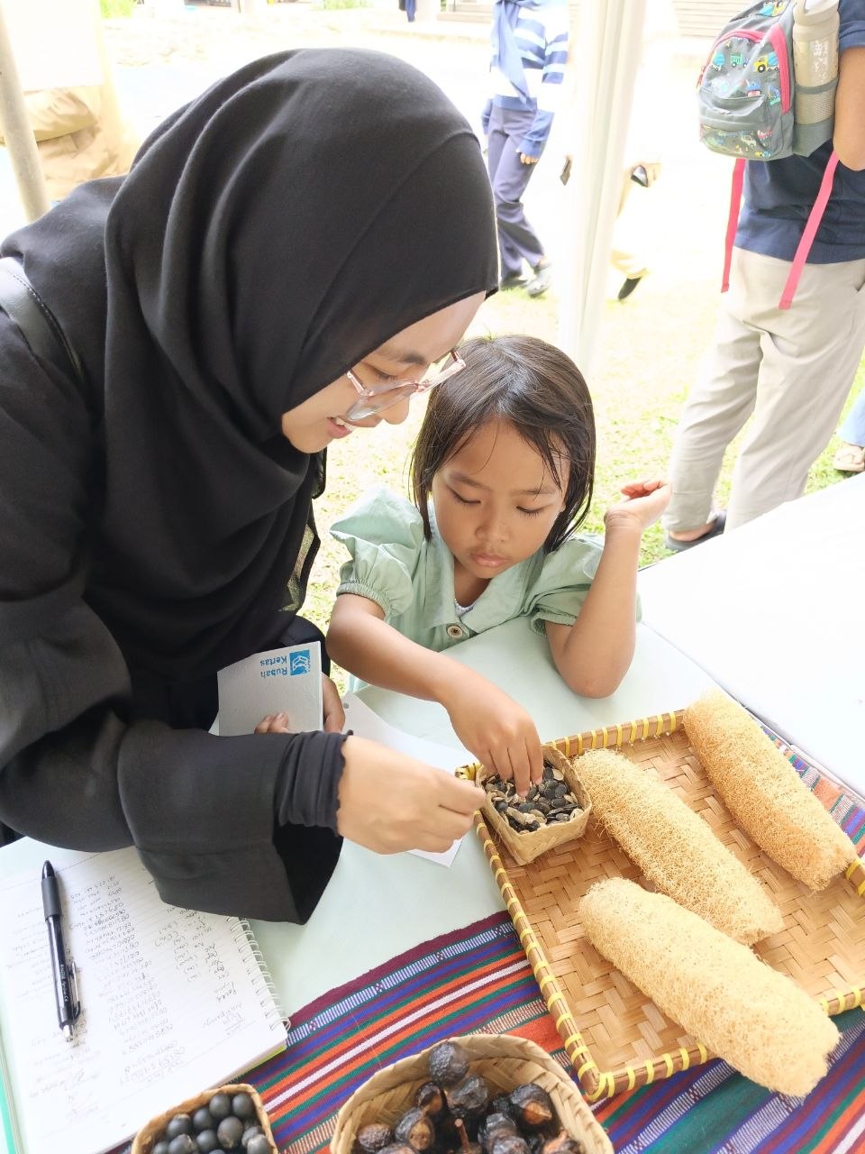 tentang kami image